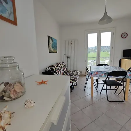 R12 Delizioso Con Giardino E Posto Апартаменты Марчелли