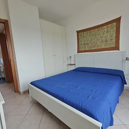 Apartment R12 Delizioso Con Giardino E Posto